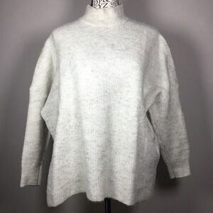 Creamy oatmeal turtleneck knit sweater wool blend layering winter cozy sz M